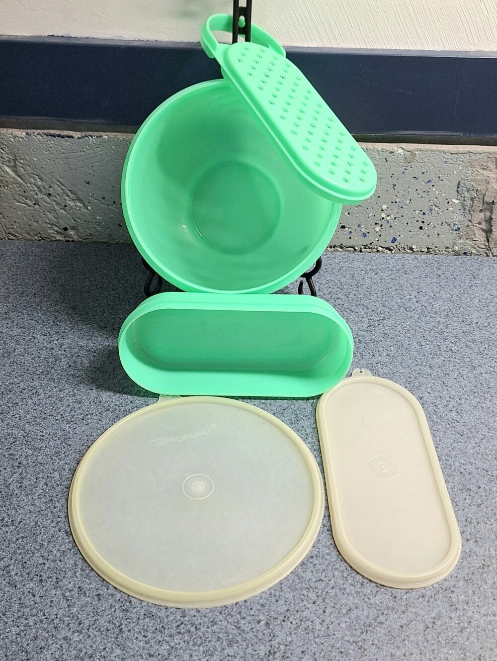 Vintage 1970s Tupperware Cheese &  Food Grater With Jadeite 9 Cup Mixing Bowl